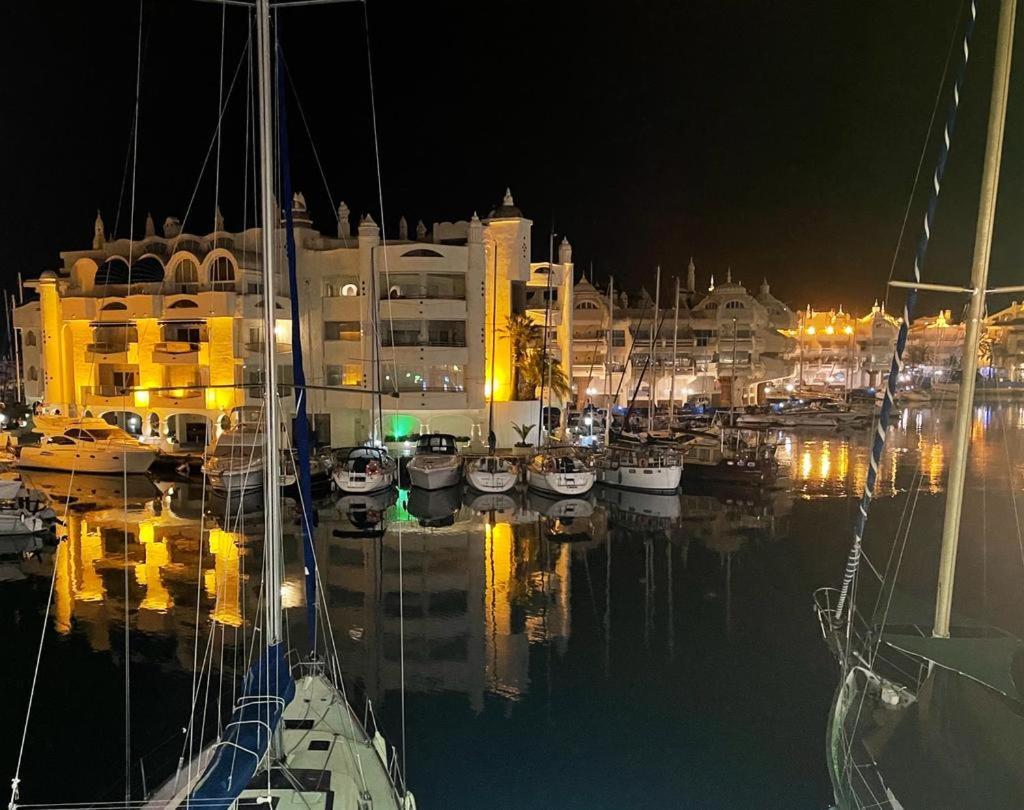 Atico En Puerto Marina Appartement Benalmádena Buitenkant foto